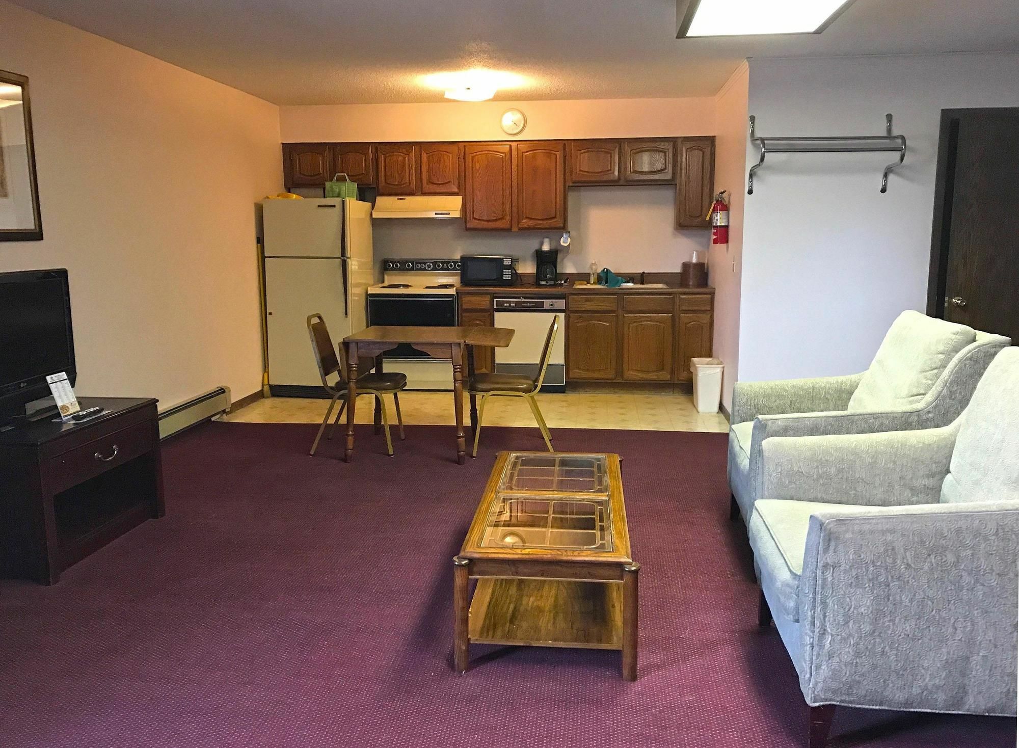 Econo Lodge Inn & Suites Escanaba Exterior photo